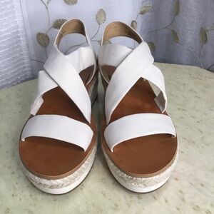 Lucky Brand Platform Sandals NEW!